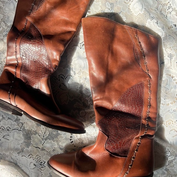 Vintage genuine leather brown boots, leather knee high boots, boho boots - Picture 3 of 6